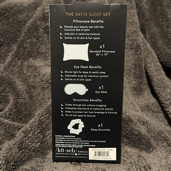 Kitsch Satin Sleep Set - Picture 2 of 2